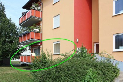 bezugsfreie 3-Raum-Erdgeschosswohnung mit Eckbalkon und Garage