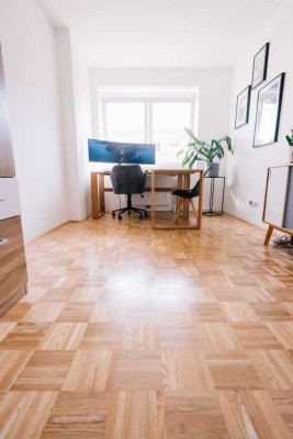 Geschmackvolle, modernisierte 2-Zimmer-Wohnung mit EBK in Dingolfing