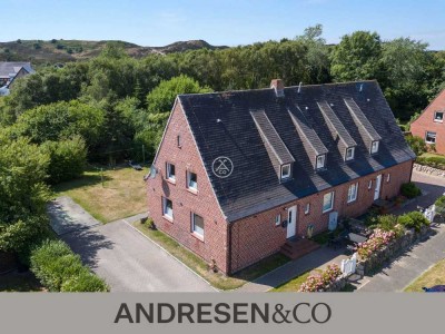 Nahe Dünen und Lister Ellenbogen - Großzügige Haushälfte mit Westgarten -Realteilung-