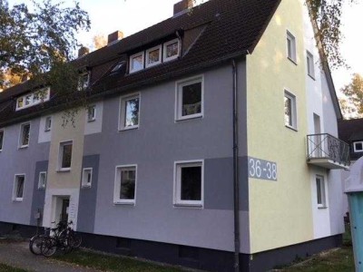 Perfekt! WG geeignete 4-Zimmer-Wohnung mit Balkon zu vergeben