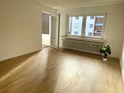 Helle, renovierte Wohnung mit Balkon – provisionsfrei und mietfrei