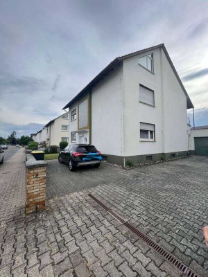 Gepflegtes 3 Familienhaus in Riedstadt