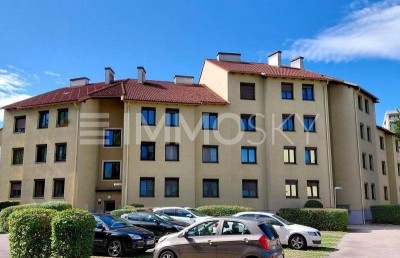 3 Zimmer, Loggia, Parkplatz vor der Tür- Top Anbindung an Öffis