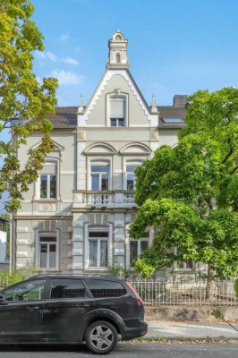 Villa im Herzen von Rheinbach mit traumhaften Grundstück mit Wohnungsrecht zu verkaufen