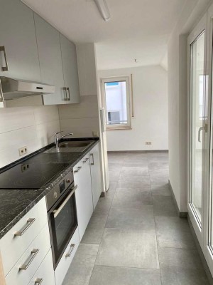 Modernisierte 2,5-Zimmer-Wohnung mit Dachterrasse in Magstadt