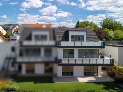 hr Zuhause mit Panorama: Hochwertiges Reihenhaus in Bestlage von Künzell