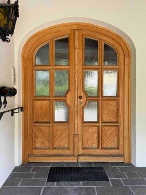 KAUFPREIS NACH GEBOT * CHARMANTES LANDHAUS IN UNVERBAUBARER UND SONNIGER AUSSICHTSLAGE