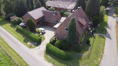 Ein – bzw. Zweifamilienhaus mit viel Platz für Ihr Hobby