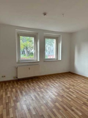 Sehr schöne 4-Raum-Wohnung im Erdgeschoss