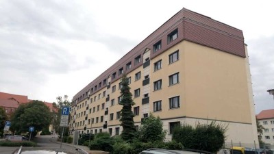 4-Raum-Wohnung in der Apothekerstr.-- gerade in Renovierung !