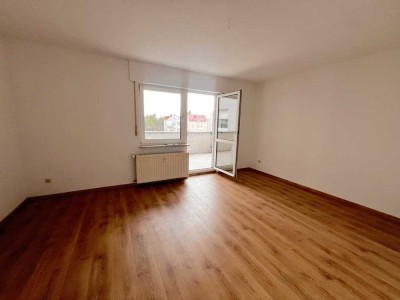 Ihr neues Zuhause in Gotha: 2 Zimmer mit Balkon und Aufzug