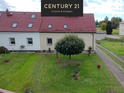 Wohnen, Leben, Wohlfühlen – modernisierte Doppelhaushälfte mit Gartenparadies und vielen Extras