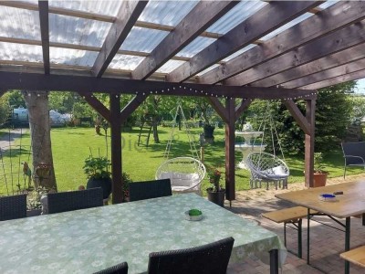 "Großzügiges 1-FMH mit traumhaftem Garten"