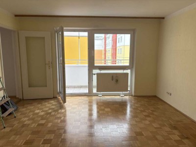AM OSTPARK+  4-Zimmer-Familienwohnung,, Balkon,  frei, ruhige Lage+