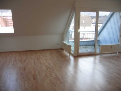 Attraktive 3-Zimmer-Maisonette-Wohnung mit Balkon in Höchst im Odenwald