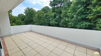 **2-Zimmer-Eigentumswohnung mit großer Terrasse und EBK in Wiesbaden Sonnenberg**