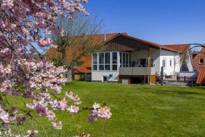 Charmantes EFH mit Einliegerwohnung – Ideal für Familien, Mehrgenerationenwohnen oder zur Vermietung