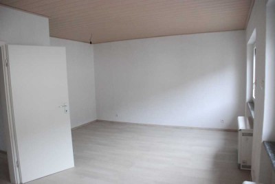 Renovierte / modernisierte Wohnung mit Balkon in Köln-Dünnwald