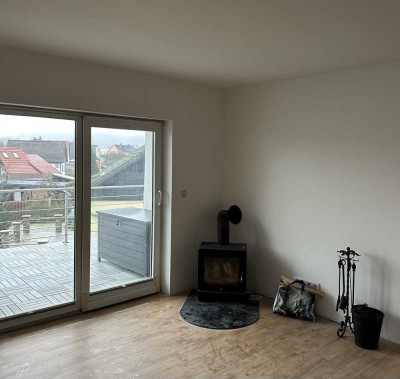 Schöne neu sanierte 2 Zimmer, Küche, Bad, Balkon