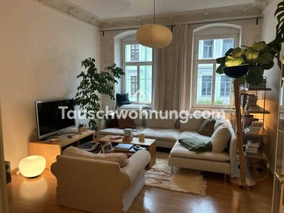 Tauschwohnung: Wunderschöne Altbauwohnung mit Balkon