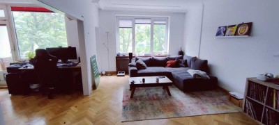 Contrescarpe -  An den Wallanlagen - traumhafter Ausblick 3 Zimmer ( mit Durchgang)