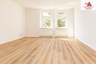 Moderne 2-Raum-Wohnung - Tageslichtbad mit Dusche und Wanne - in Annaberg Ortsteil Buchholz!!