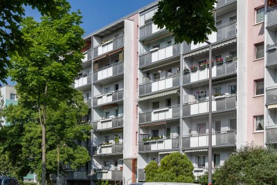 Aufgepasst: helle 3-Zimmerwohnung mit Balkon und Aufzug!