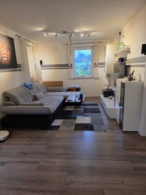 Schöne 2 Zimmer Wohnung mit Balkon