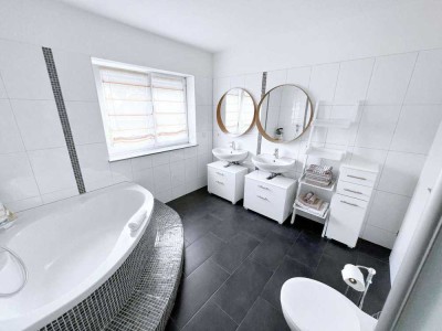 Haus in Bergheim mit Garten, Garage und Potenzial für Einliegerwohnung – Ideal für Familien!