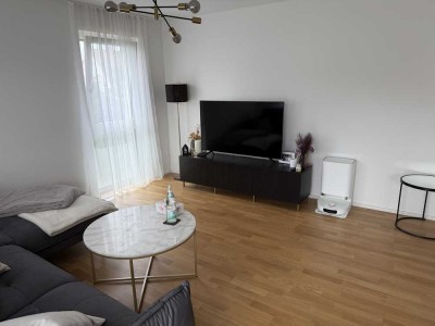 Helle 3,5-Zimmer Wohnung mit Balkon und Garage in Sachsenheim
