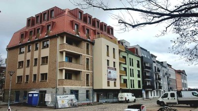 Traumwohnung in Citylage mit Balkon, Aufzug und Pkw-Stellplatz mit E-Ladeanschluss