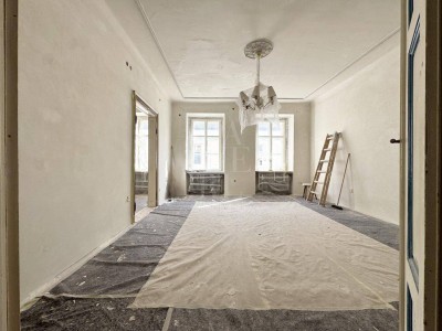 Helle Altbauwohnung - Biedermeierhaus hinterm Rathaus