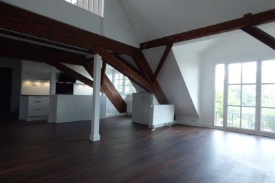 4,5 Zimmer Altbau-Maisonnette Wohnung