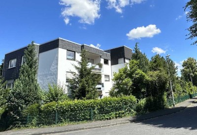 Vermietung in Königswinter: Attraktive Wohnung mit 2 Balkonen und Panoramablick auf den