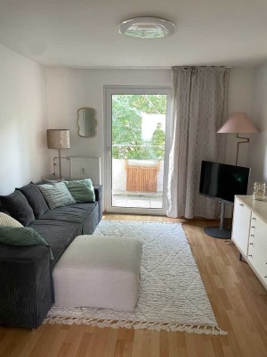 Zwischenmiete: Möblierte 1,5-ZKB-Wohnung mit Balkon für Pendler und Singles in Mainzer Neustadt