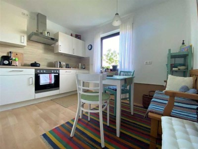 Ruhig gelegene 2-ZKB-Wohnung mit Loggia in Neusäß-Westheim zu vermieten!