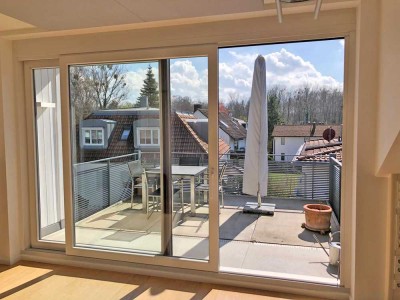 Helle, ruhige Dachgeschosswohnung mit Dachterrasse und EBK in der Fasanerie