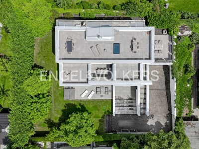 Architektonisches Meisterwerk im Bauhausstil in Kronbergs bester Lage