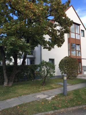 Geschmackvolle 1-Zimmer-Wohnung mit Balkon in München Riem