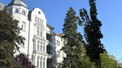 Ideal für Botschaftsangehörige!  Wohnen mit hohem Sicherheitsstandard-Berlin-Grunewald