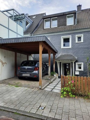 Stadthaus mit sehr viel Platz im Zentrum von Wipperfürth--mit Carport--für Handwerker ??.....