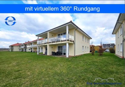 Idyllisch gelegene 2-Zimmer-ETW (möbliert) mit großem Balkon * inkl. 360° Rundgang * in Groß Kienitz