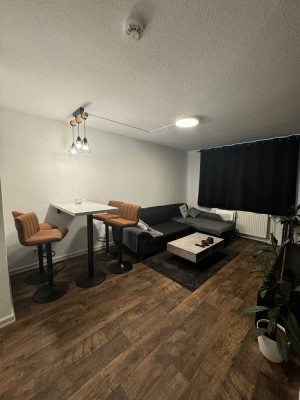 Zwischenmiete - vollmöblierte 2,5-Zimmer Wohnung