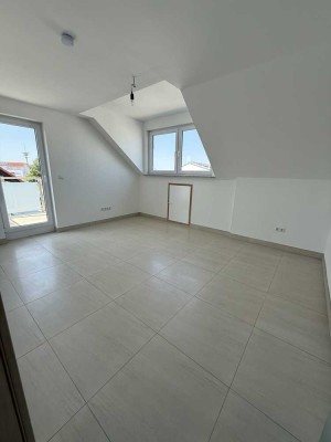 Neuwertige 3-Zimmer-Wohnung mit Balkon im DG in Waghäusel-Wiesental