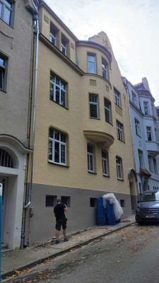 5-Raum WE topsaniert, im 2. OG mit großem Balkon