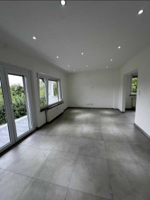Helle 3,5-Zimmer Wohnung mit Balkon in Weißenburg in Bayern