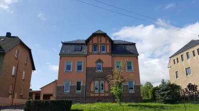 Perfekte 2 Raumwohnung in idyllischer Lage mit EBK