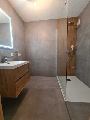 Geschmackvolle 3-Zimmer-Wohnung mit Einbauküche in Altbach