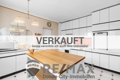 "VERKAUFT - 3-Zimmer-Wohnung mit Loggia &amp; Garagenplatz in Top-Lage – Kagraner Platz"