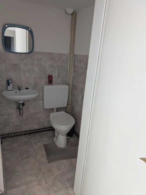 Attraktive 3,5-Zimmer-Wohnung mit Balkon und Einbauküche in Mücke